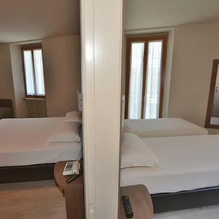 Flora** Hotel Chiavenna