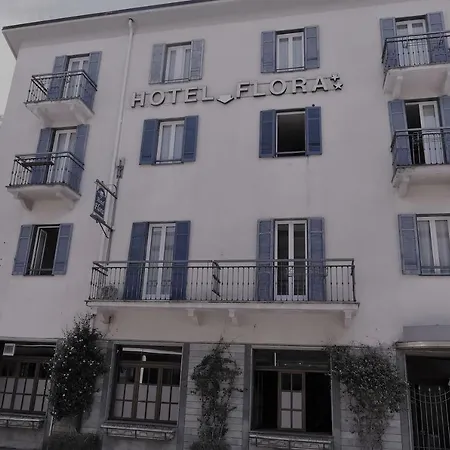 Flora** Hotel